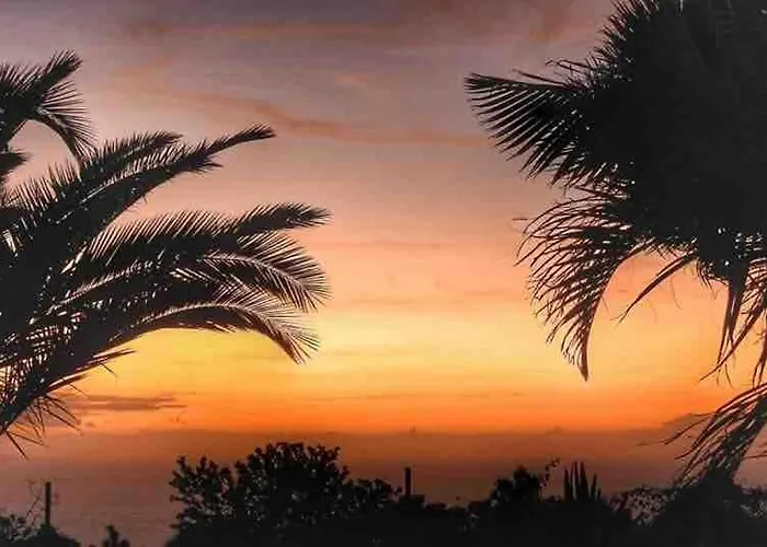 Great Views & Heated Pool - El Perenquen 1 *